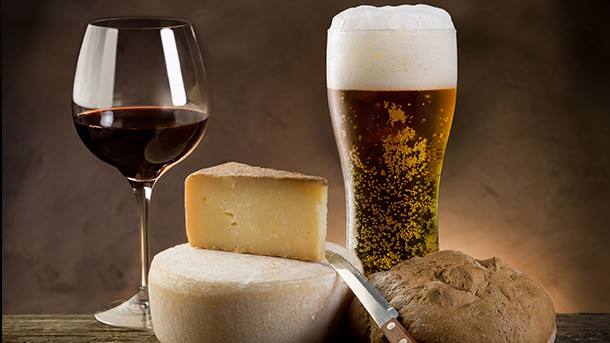 Wine or beer with cheese?