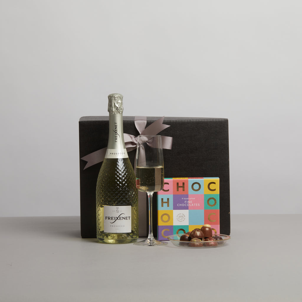 Wine & Chococo Gift Box